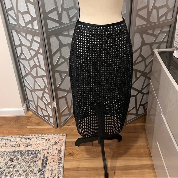 BANANA Republic Embroidered Skirt With Animal Print Underskirt - Picture 3 of 4